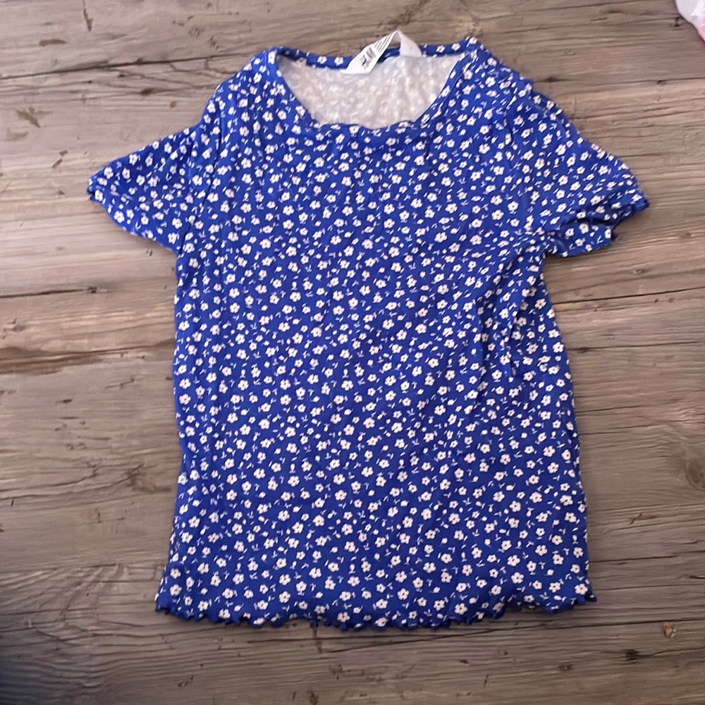 Floral printed shirt